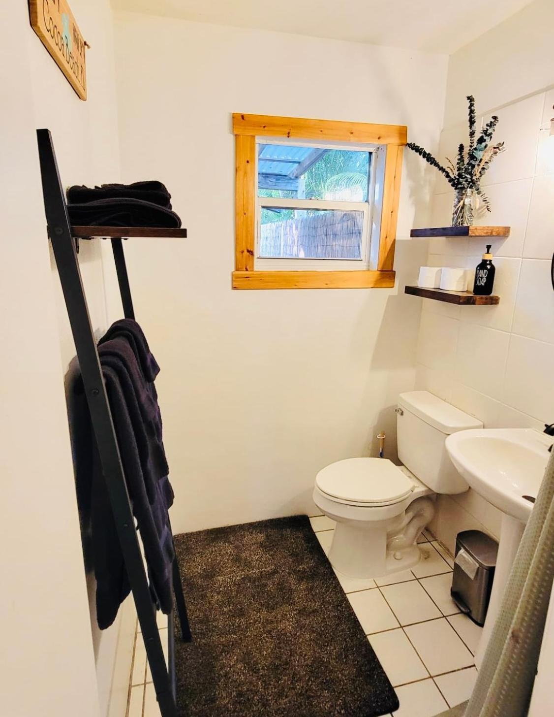Beach Bungalows By The Sea 3 ココアビーチ エクステリア 写真